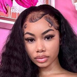 how old is tatiana chanel